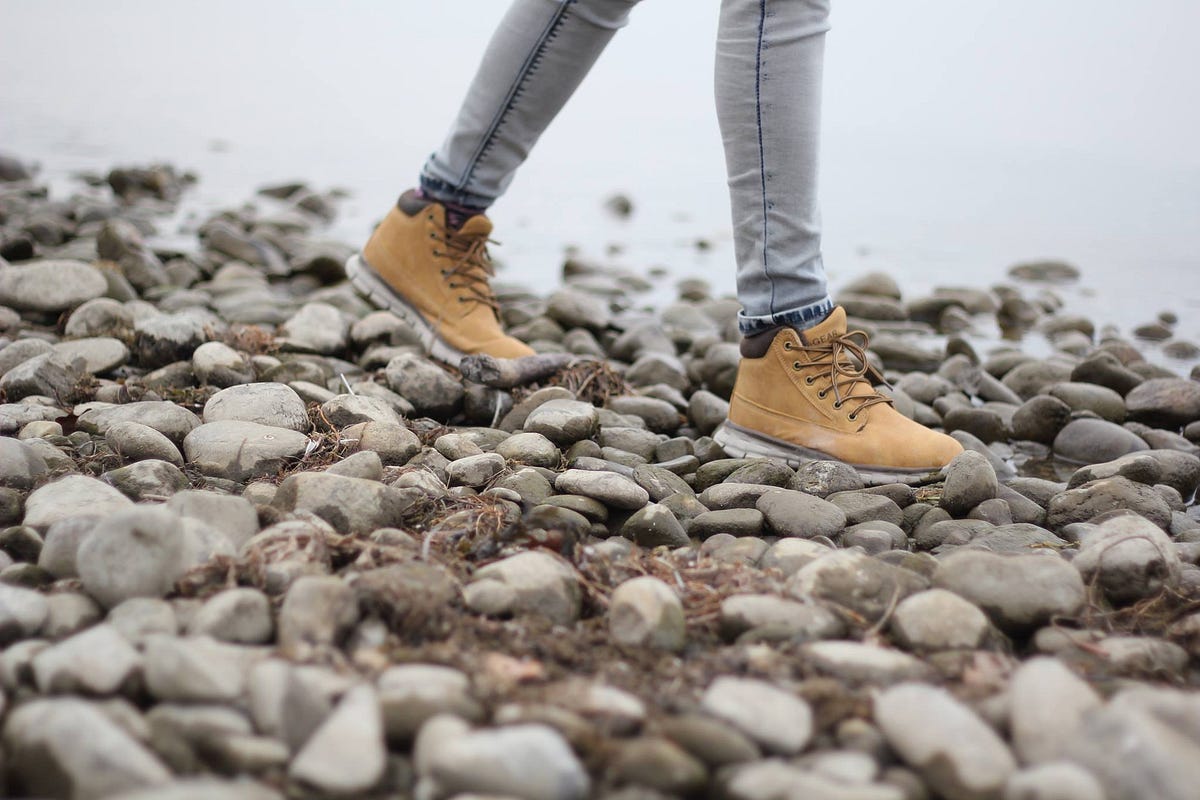 beach shoes for pebbles