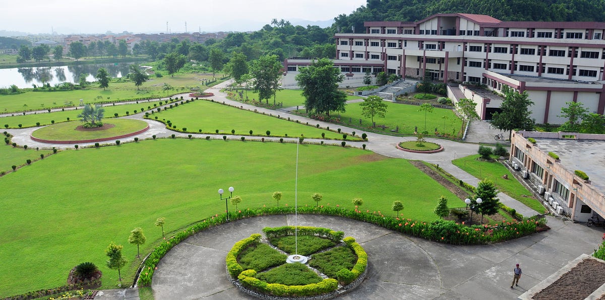 COMPUTER SCIENCE AT IITG GUWAHATI by CSEA IITG CSE at IIT Guwahati