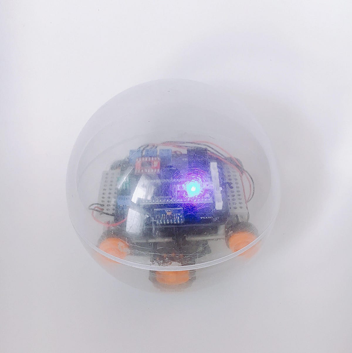 ロボティックボール Omicroを作りました 球体の中にアクションカメラを設置して 球体目線の映像を撮ってみたいなと思ったので By Takuya Ichise Hardware Is Hard Medium