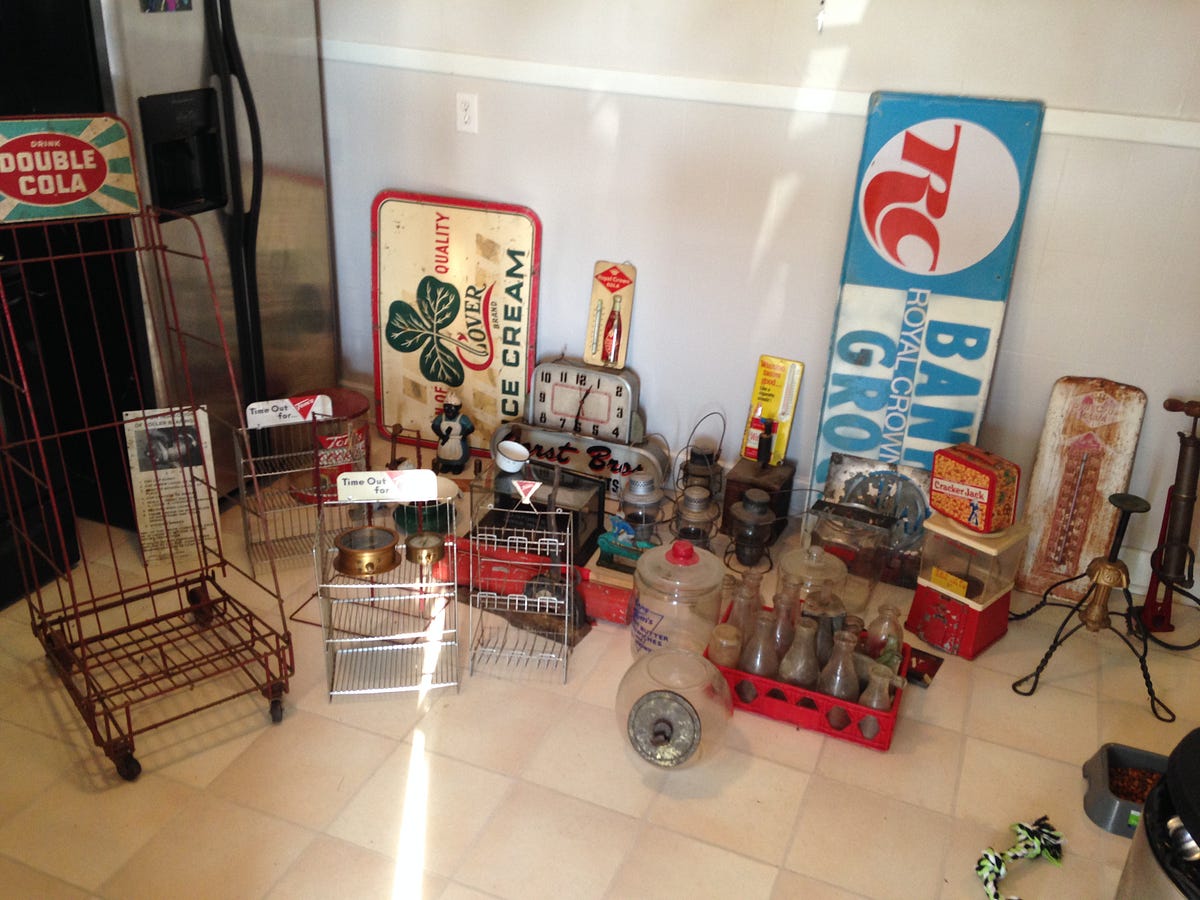 Top 5 Vintage Items and Antiques to Resell On Ebay by JW Medium