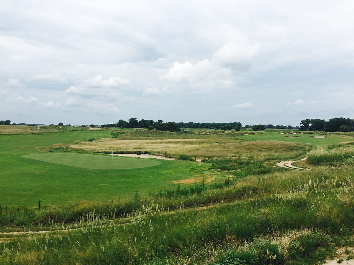 Nebraska Golf Awarii Dunes. Just south of Exit 273 on Interstate 80