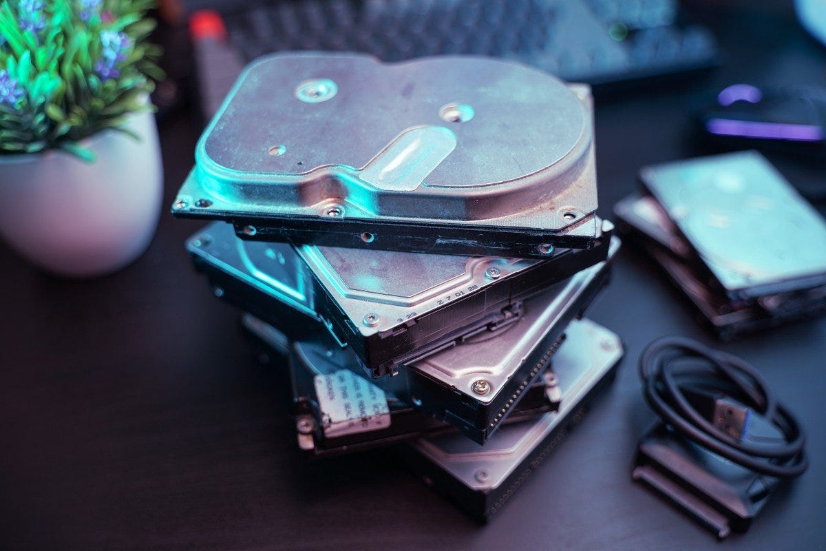 Storage Devices. Definition of Computer Storage Devices | by Pramodya ...