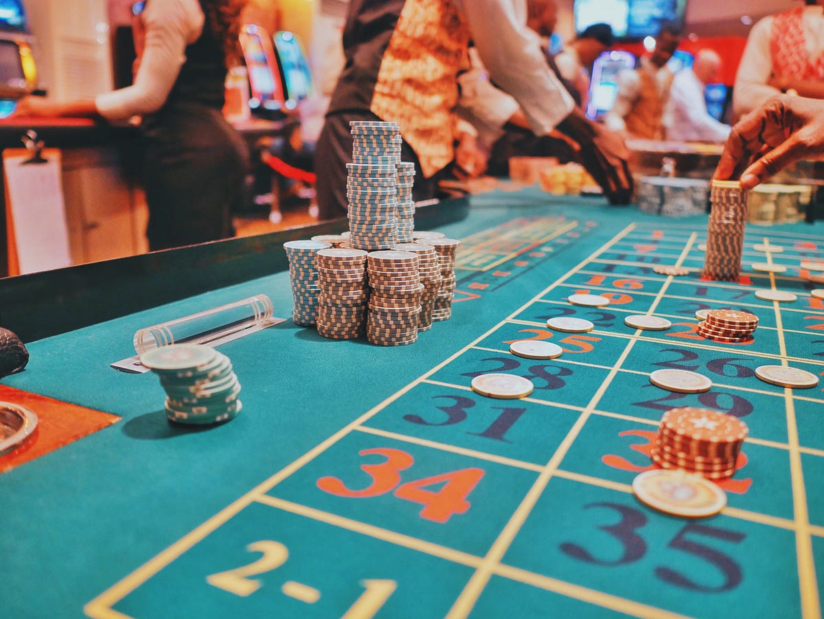 Why You Shouldn&#39;t Go to Casinos (3 Statistical Concepts) | by Tomi Mester |  Towards Data Science