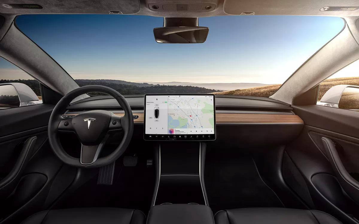 Tesla Model 3 Ui Dsgnrs Medium
