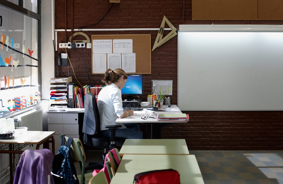 4 Key Characteristics to Consider When Selecting Phones for Your