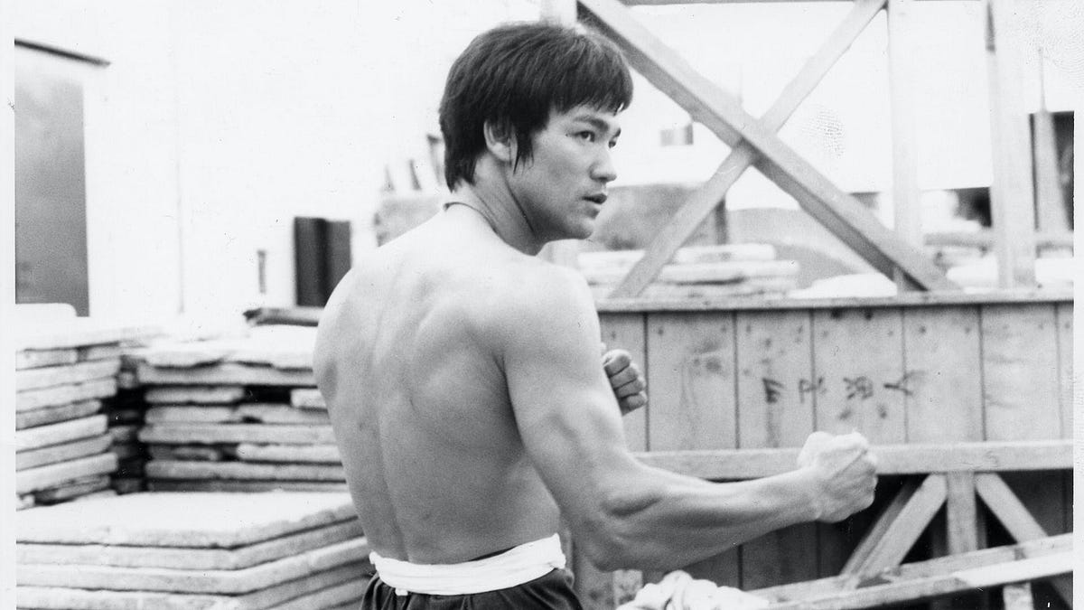 What Did Bruce Lee Mean When He Said Be Like Water My Friend By Prakash Joshi Pax Change Your Mind Change Your Life Medium What Did Bruce Lee Mean When He Said Be Like Water My Friend By Prakash Joshi Pax Change Your Mind Change Your Life Medium