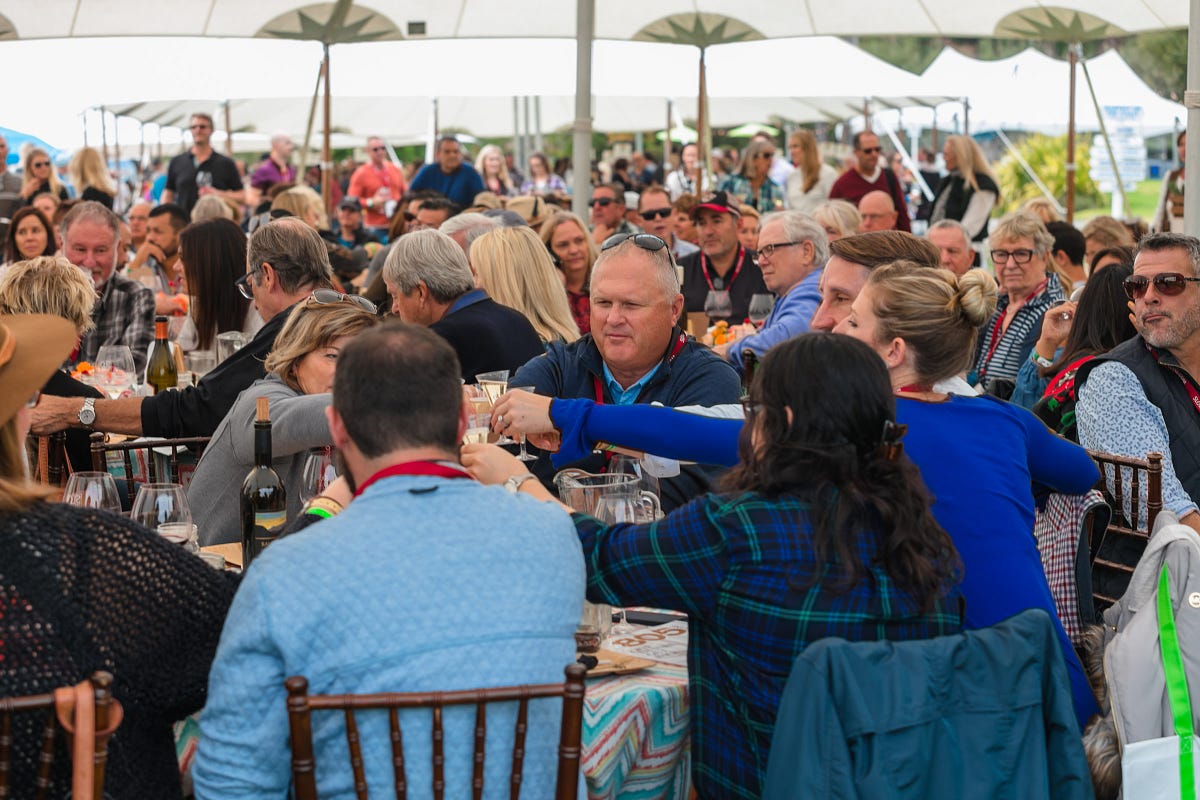 Harvest on the Coast…Catch the Wave of Coastal Wines & Auction Table