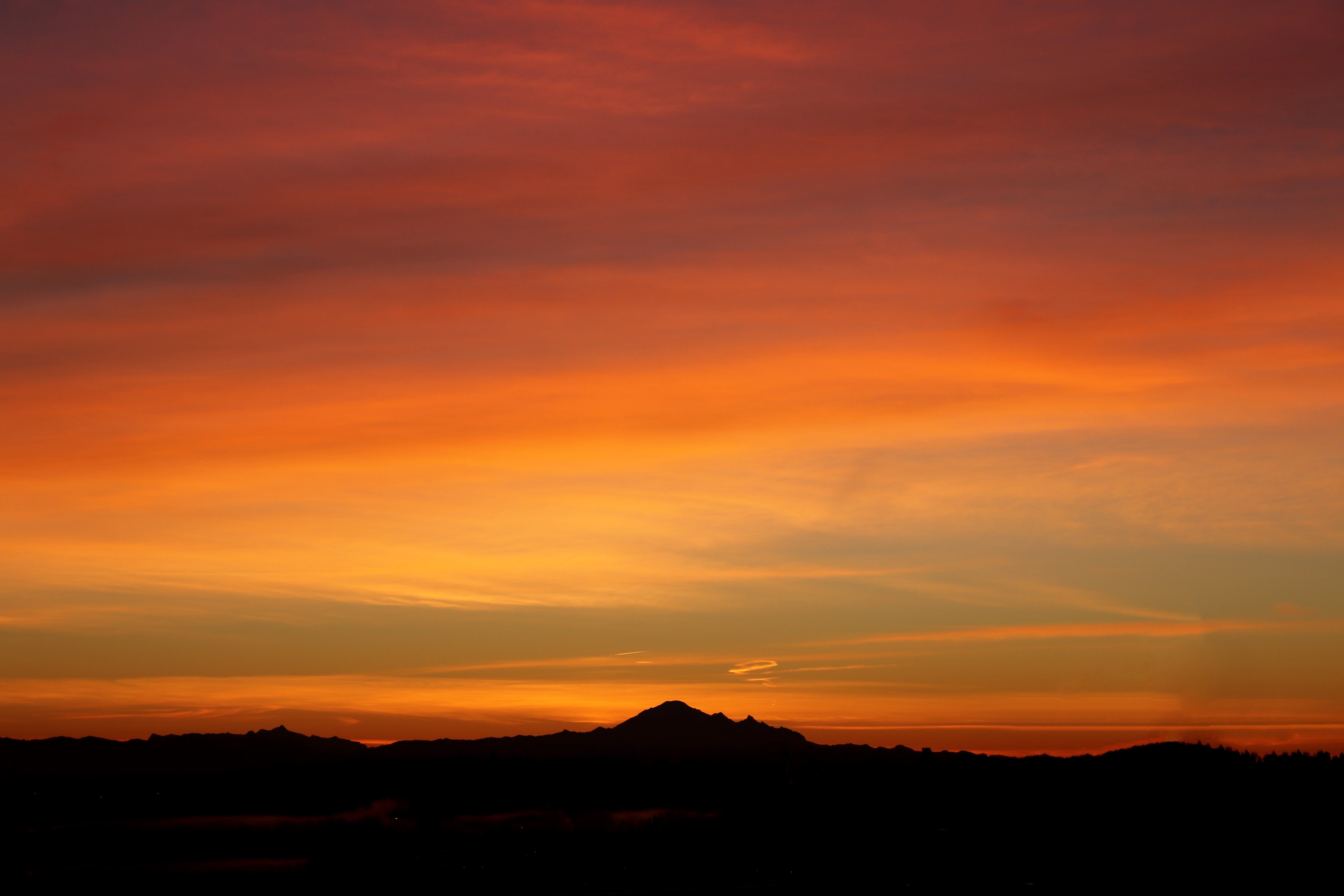 There Is Something About Dusk A Poem By Saaniya mir Medium