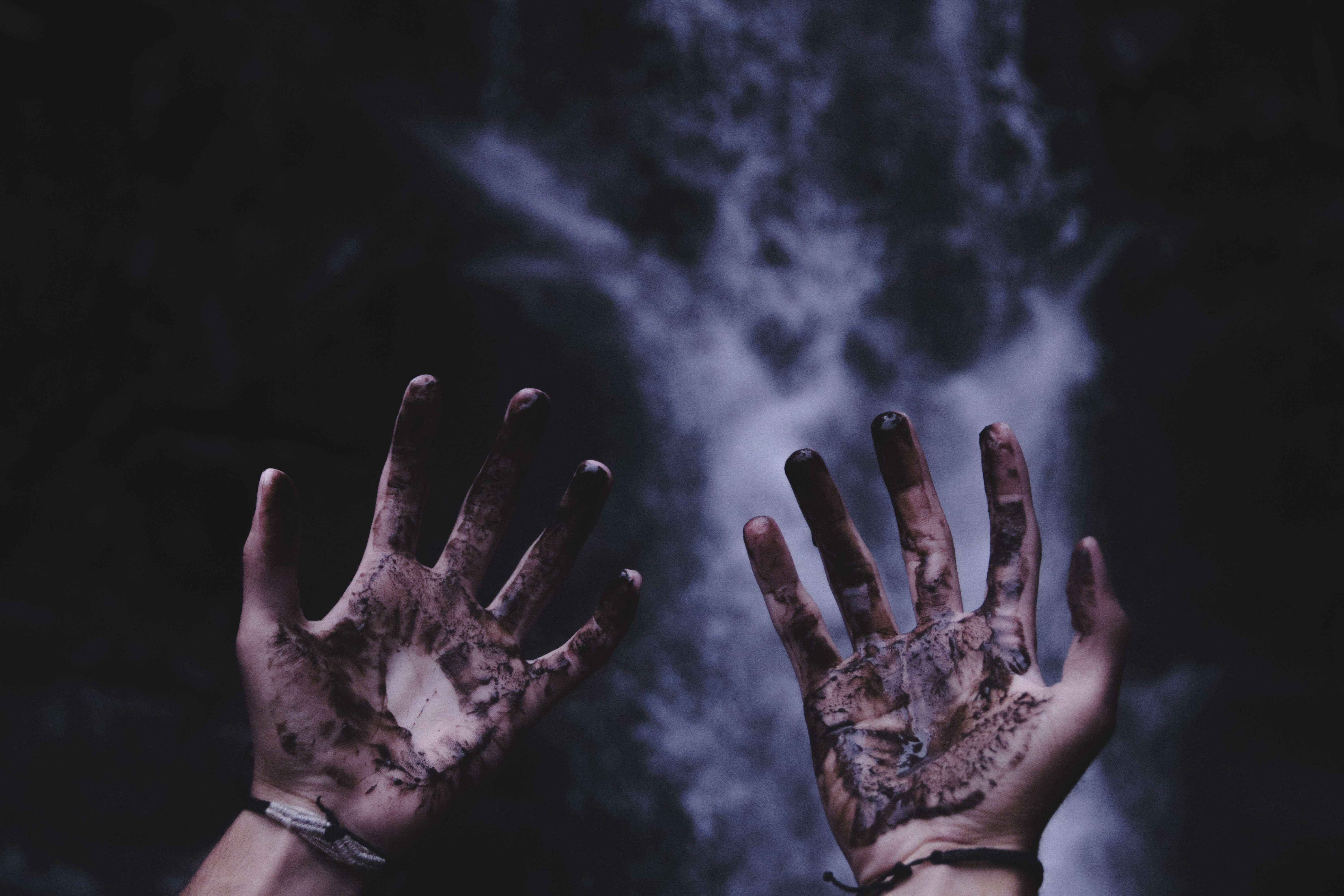 The Darkness Waits: Part 1