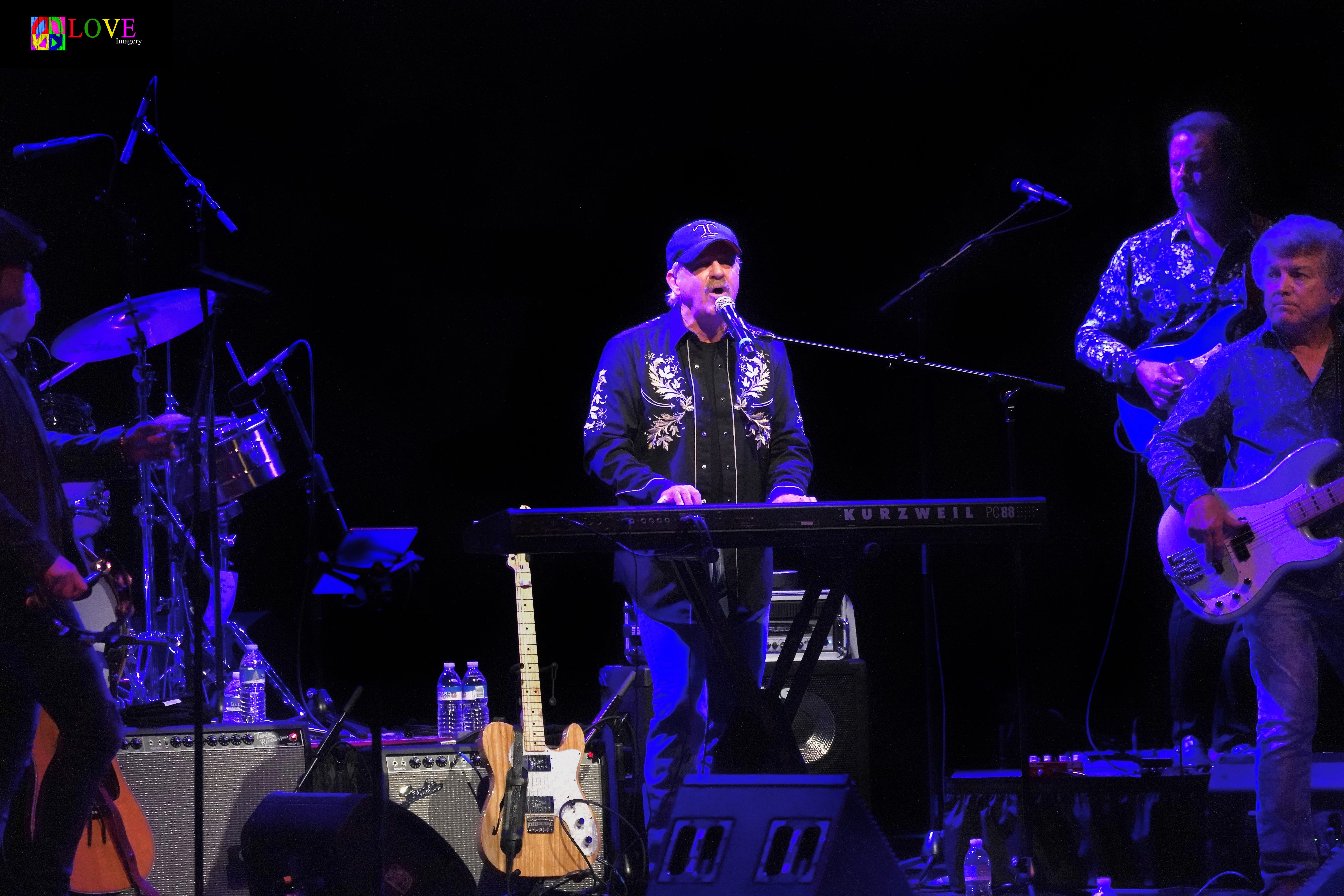 Rock The Yacht Live At Mpac By Spotlight Central Photos By Love By Spotlight Central Spotlight Central Medium