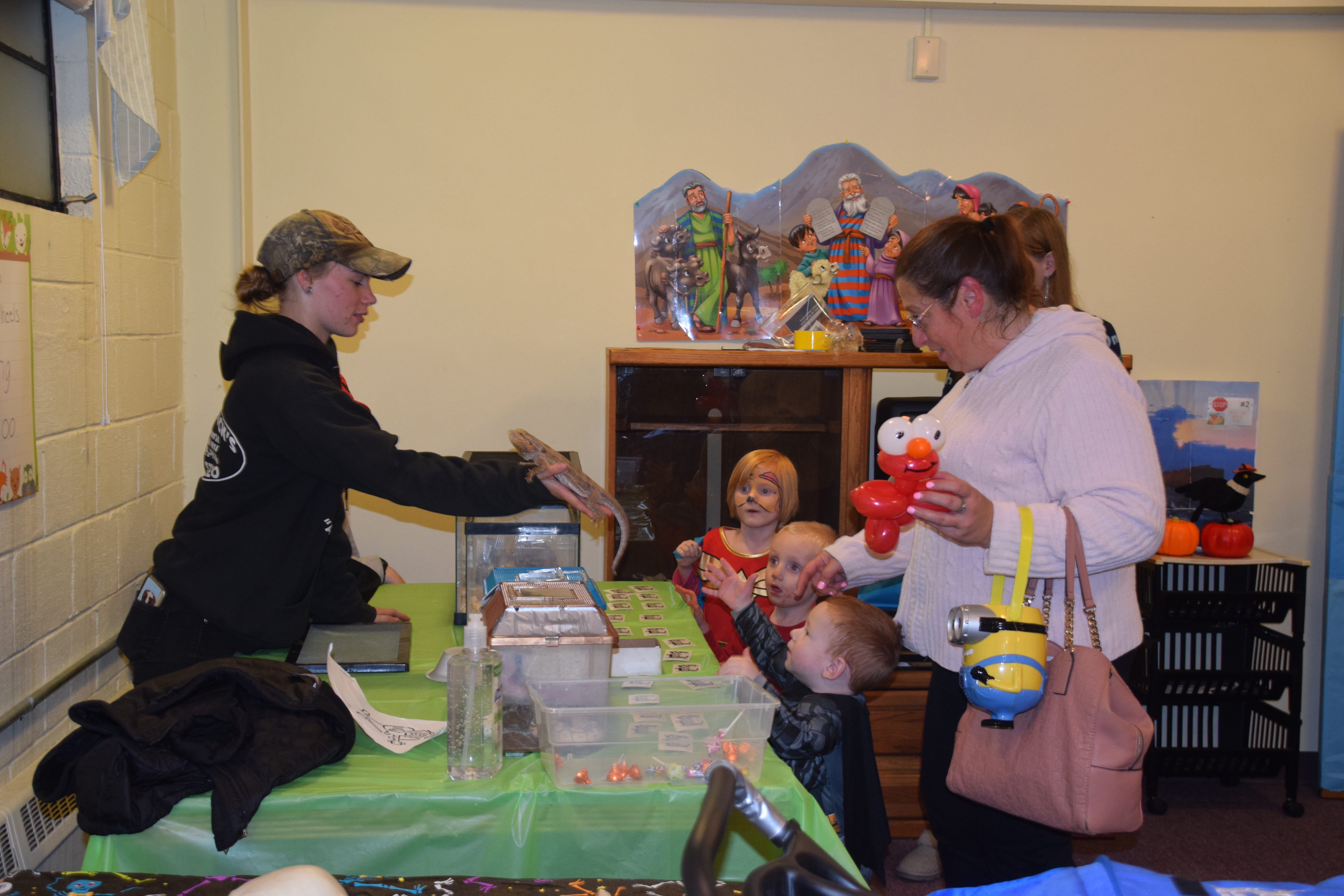 Photos Mantua Methodist’s Trunkortreat by Krystal Nurse The
