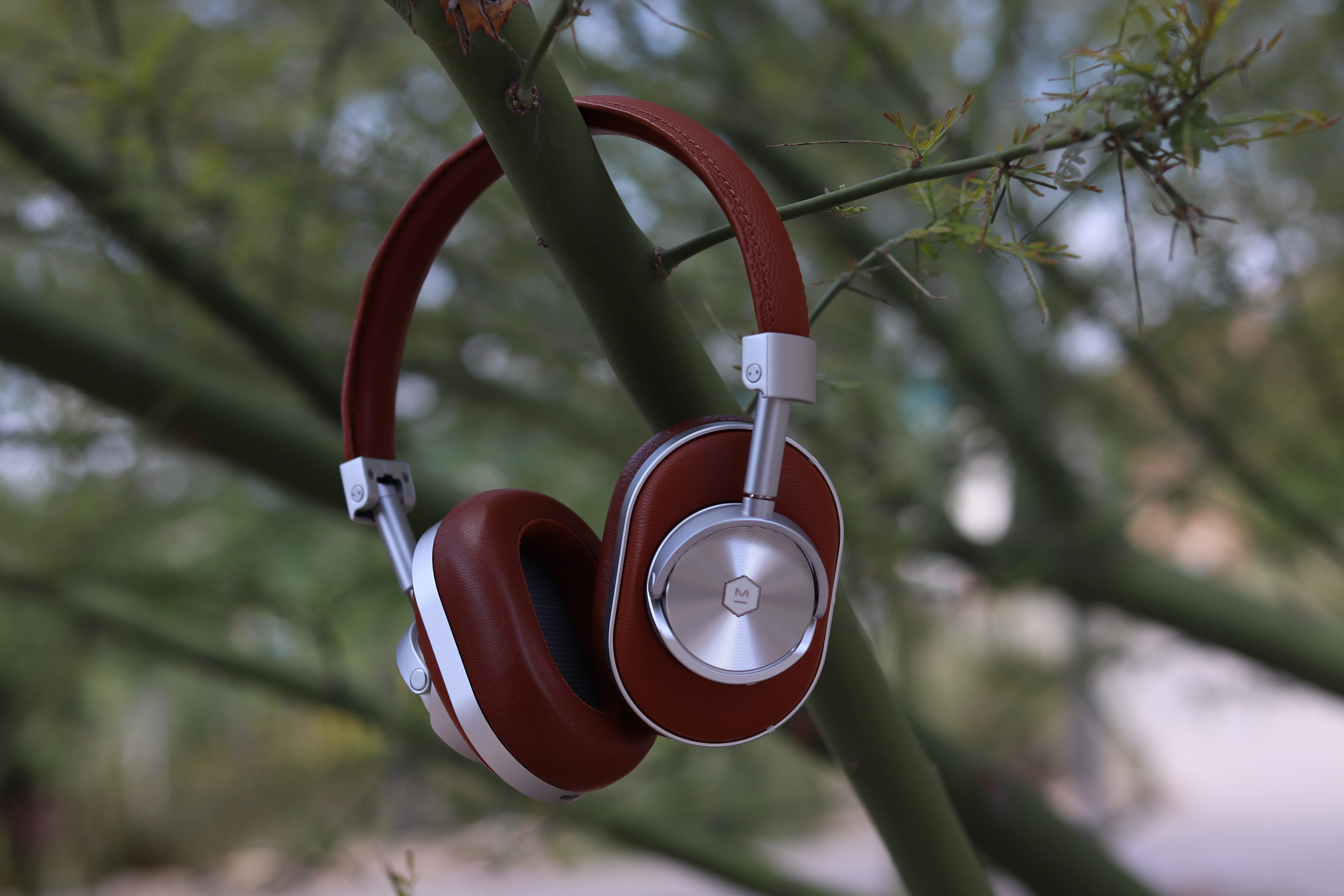 master and dynamic mw60