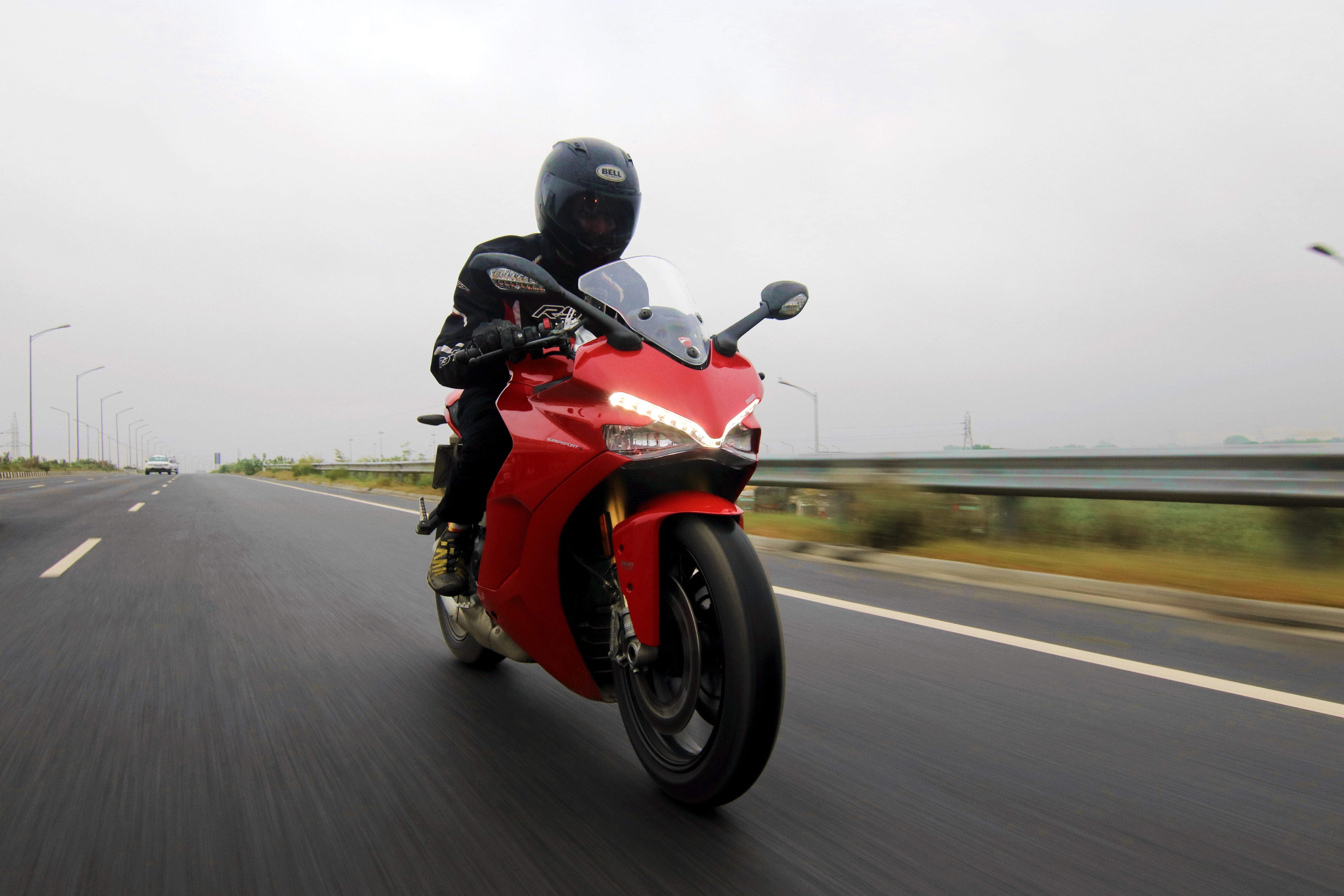 ducati supersport