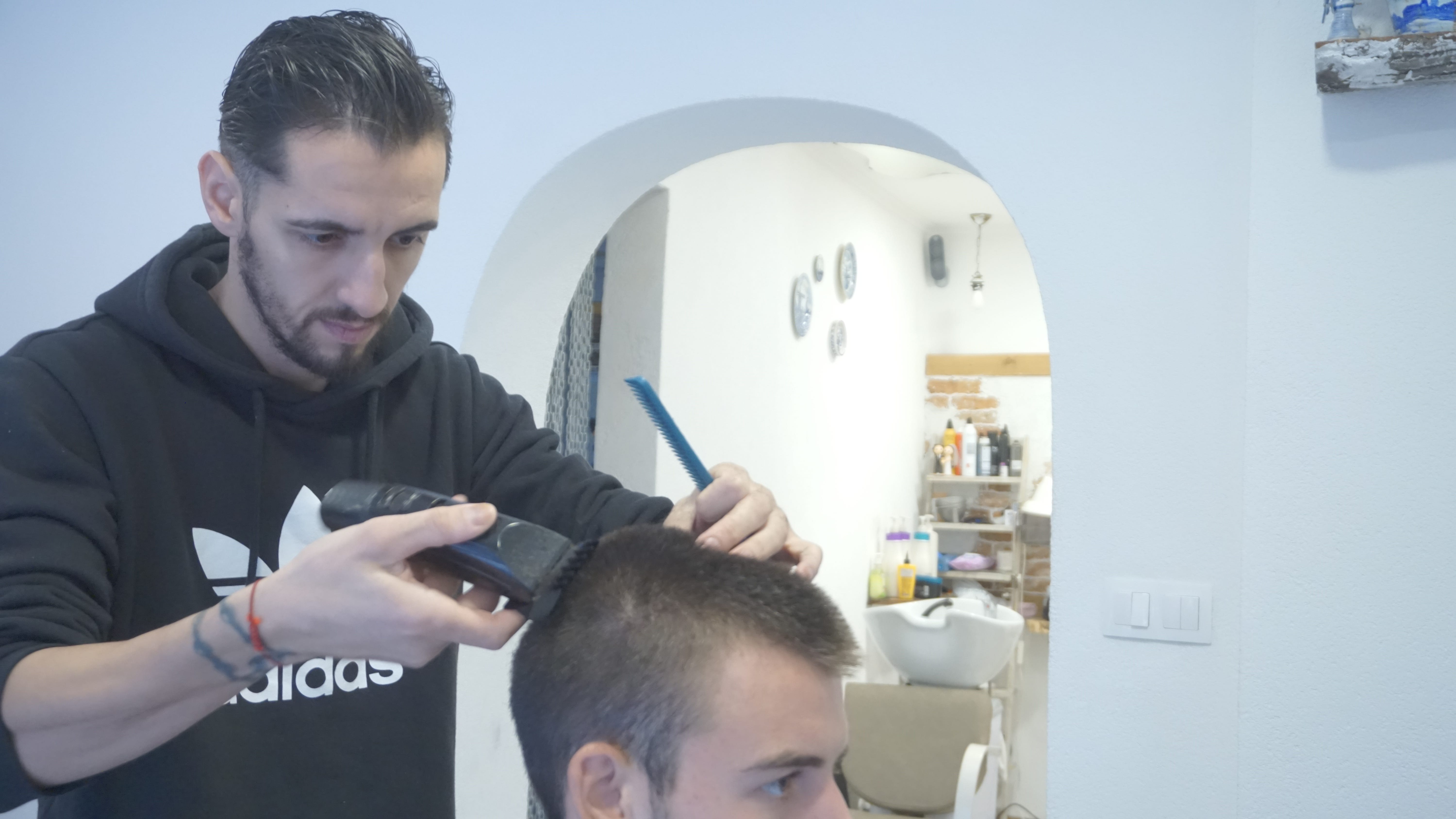 The Hairdresser Vladimir Uzunov Jonasloken Medium