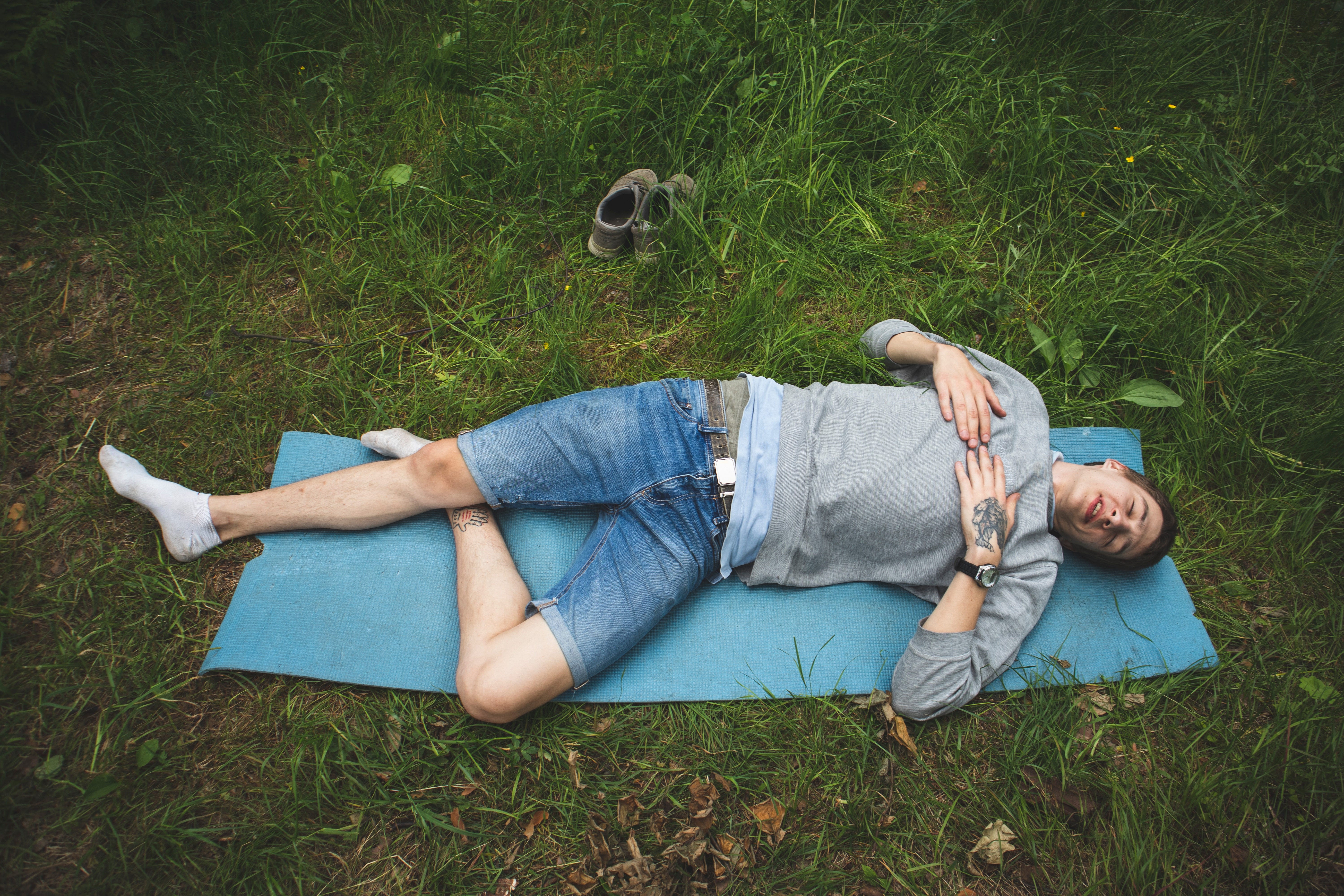 Top 10 Uses For Your Yoga Mat That Aren T Yoga Alex Turner
