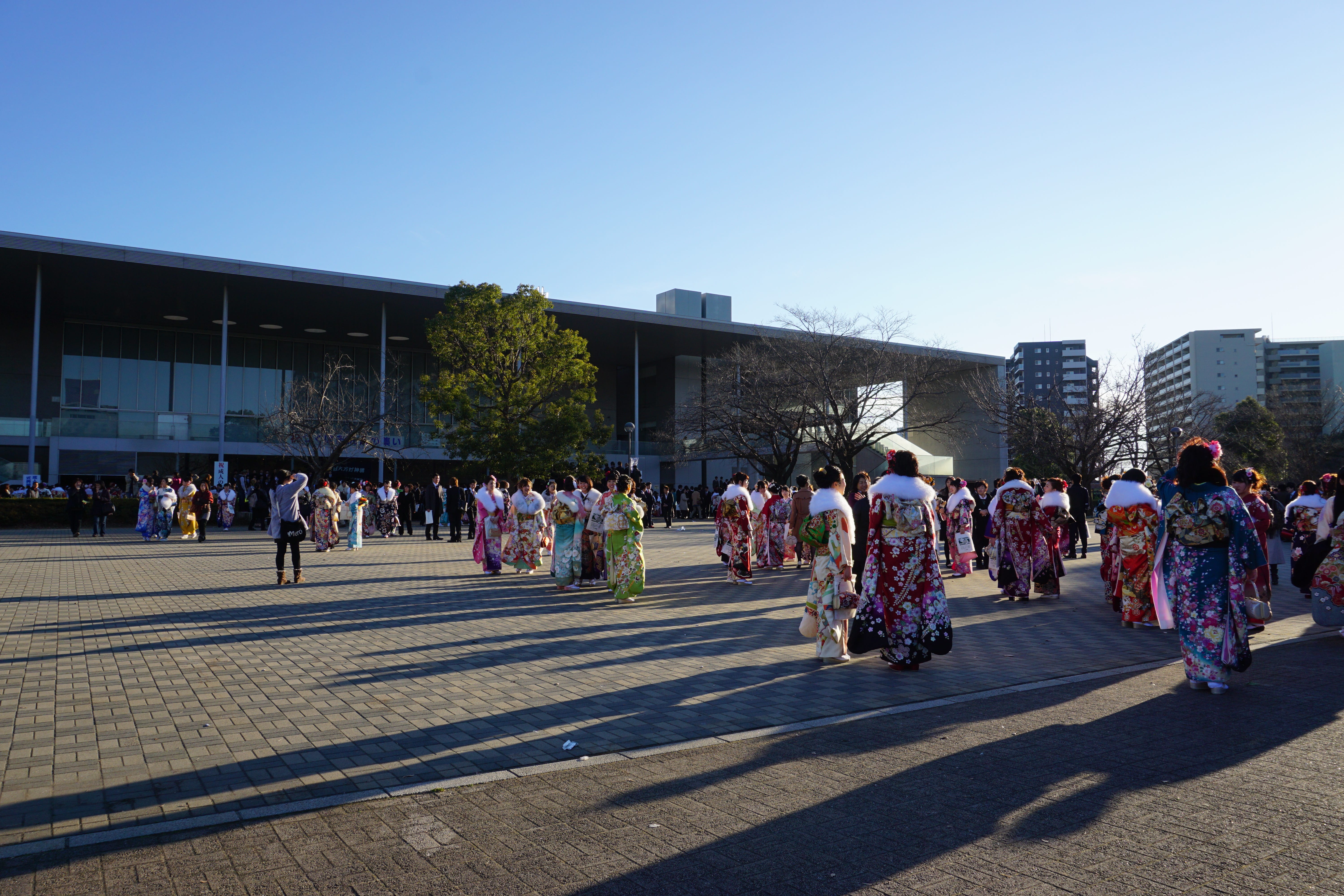 武漢肺炎在日本 疫情下的成人式 石川カオリ的日本時事まとめ翻譯 Medium 武漢肺炎在日本 疫情下的成人式 石川カオリ的日本時事まとめ翻譯 Medium