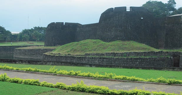 famous-historical-monuments-in-kerala-by-tours-to-kerala-medium