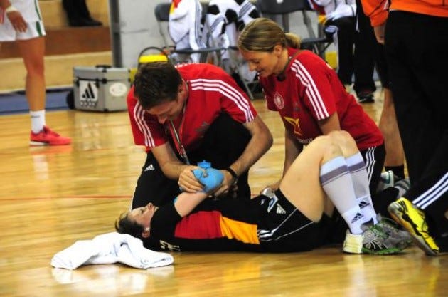 Common Volleyball Injuries And Prevention Tips By Valu Sport Medium common-volleyball-injuries-and-prevention-tips-by-valu-sport-medium