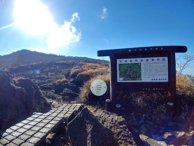 鹿兒島 霧島連山之韓國岳 大浪池 位於九州鹿兒島和宮崎縣邊界之間的一群火山 也被稱為霧島連山 霧島連峰或霧島火山 By Hiker Kana Kana Love Hiking Travel Medium 鹿兒島 霧島連山之韓國岳 大浪池 位於九州鹿兒島和宮崎縣邊界之間的一群火山 也被稱為霧島連山 霧島連峰或霧島火山 By Hiker Kana Kana Love Hiking Travel Medium
