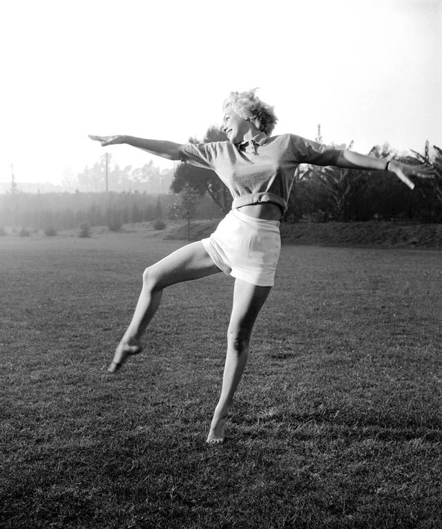 Scandals Of Classic Hollywood The Unheralded Marilyn Monroe