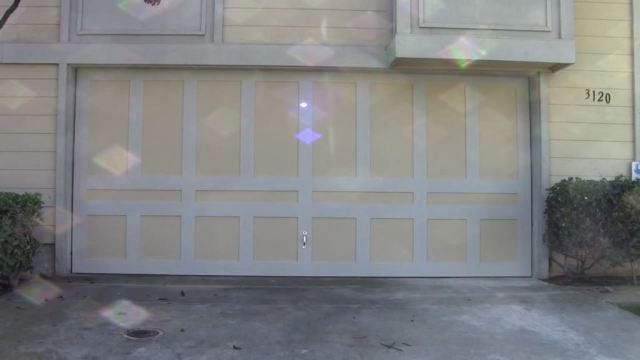 3 Acceptable Reasons To Hire The Professional Garage Door Repair