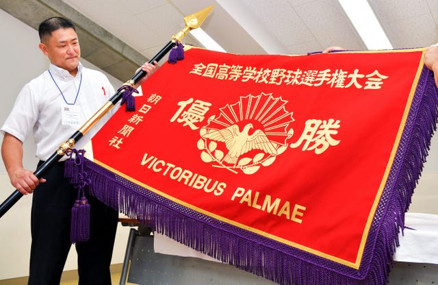 阪神甲子園球場持續延燒kano精神 時序進入8月日本最熱的運動項目就是在阪神甲子園球場開打的 全國高校野球選手大會 By Joel Fukuzawa Medium