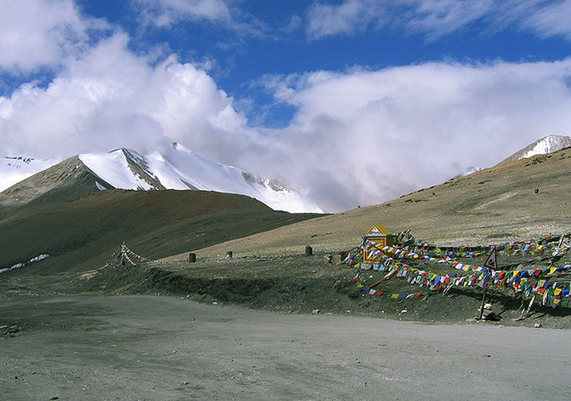 Top 9 Hottest Coldest And Moderate Climate Places In India By top-9-hottest-coldest-and-moderate-climate-places-in-india-by