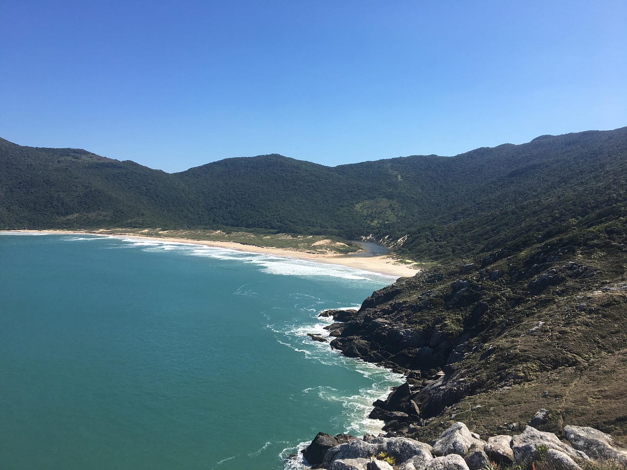 O que você precisa saber sobre a Trilha da Lagoinha do Leste Floripa by Mariana Staudt O que você precisa saber sobre a Trilha da Lagoinha do Leste Floripa by Mariana Staudt