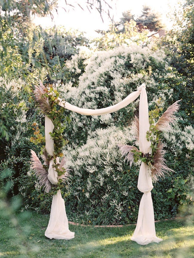 13 Creative Wedding Arch Ideas For You To Choose From