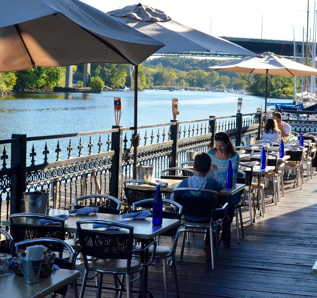 Six Restaurants With Amazing Fall Views For Foodies By Katie Oleary The Groundhog Medium