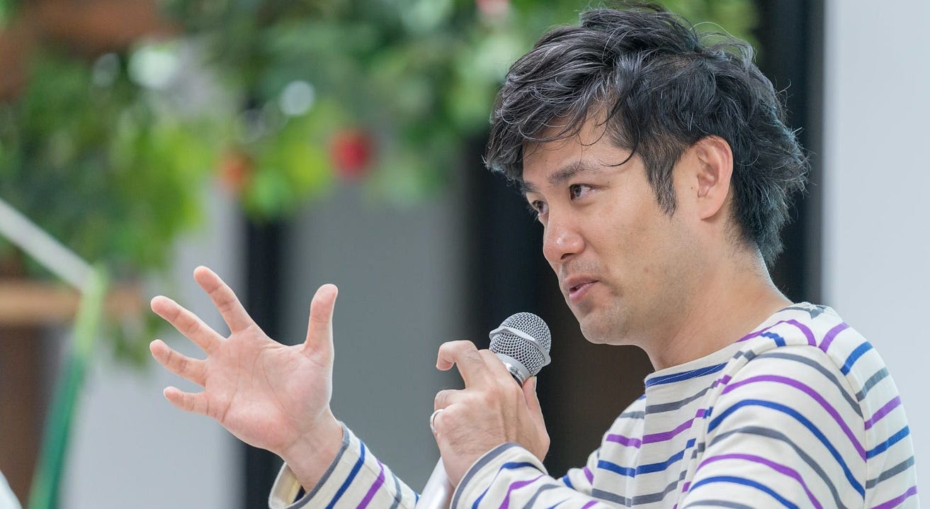 無法在日本結婚登記的戀人帶著禮服環遊世界拍婚紗 日本有一本創刊 年的社群環保雜誌 ソトコト Sotokoto By Joel Fukuzawa Medium 無法在日本結婚登記的戀人帶著禮服環遊世界拍婚紗 日本有一本創刊 年的社群環保雜誌 ソトコト Sotokoto By Joel Fukuzawa Medium