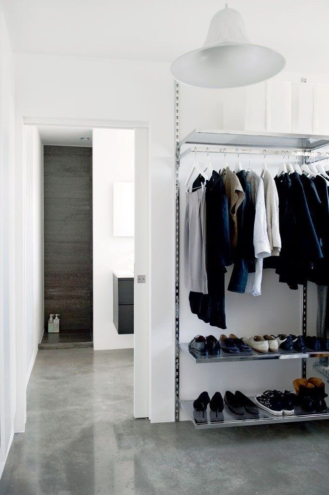 Inspirasi Ruang 7 Desain Walk In Closet Minimalis Fabelio Medium