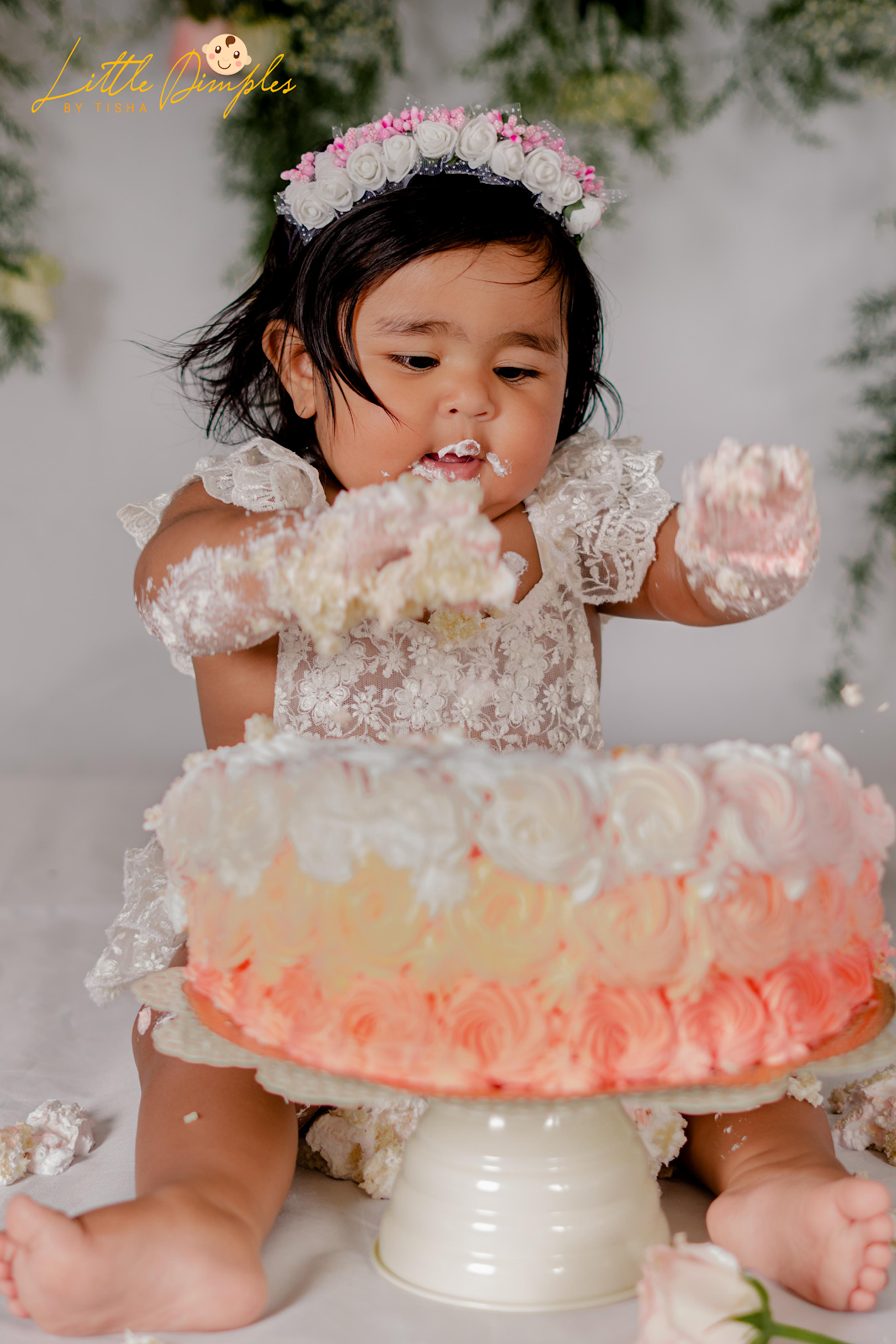 cake smash photographer in Bangalore