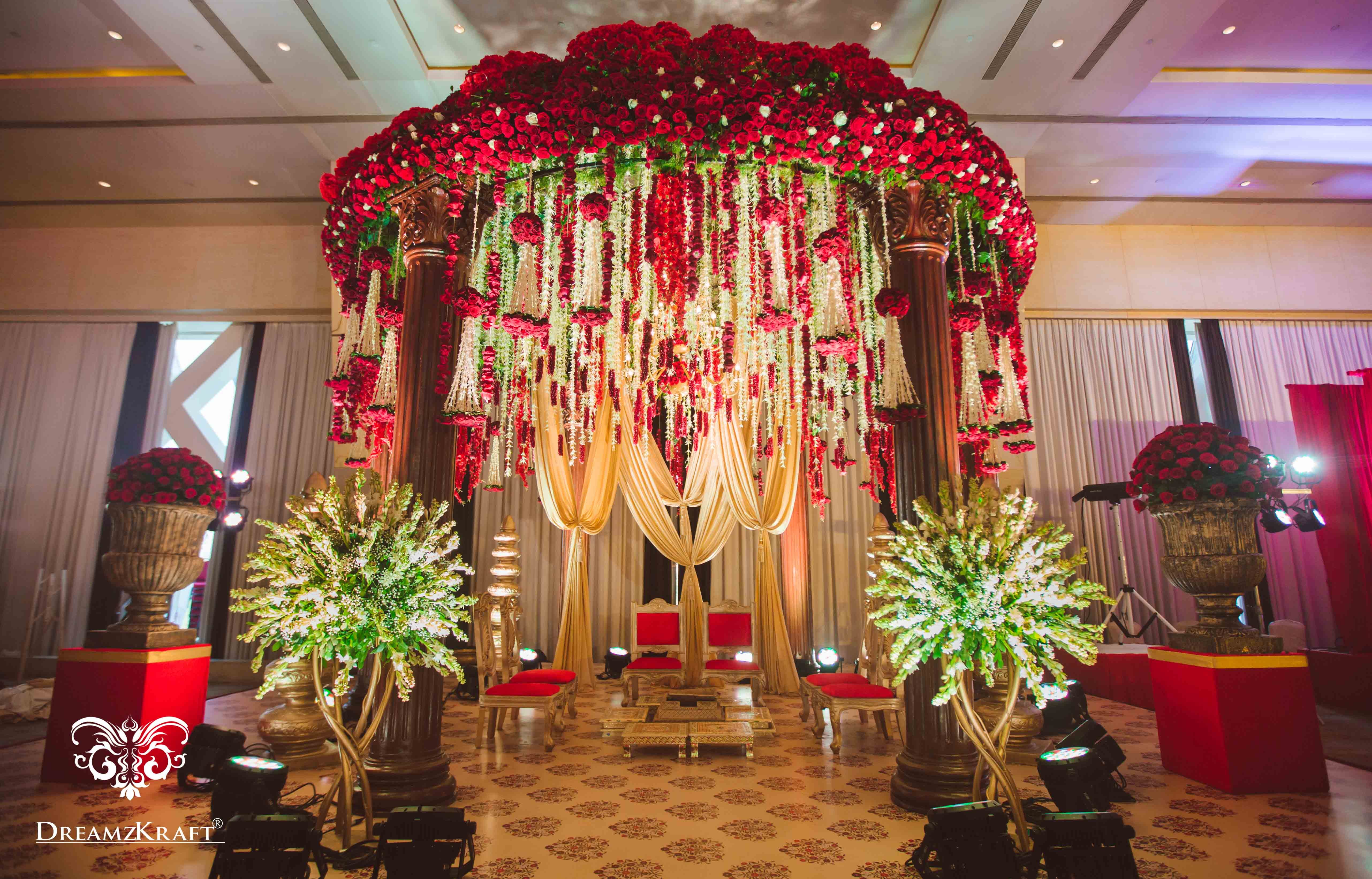 Mesmerizing Mandap Decorations To Inspire Your Wedding Decor