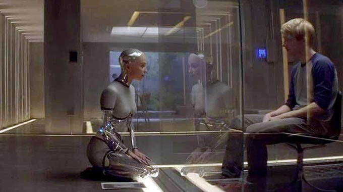 Fotograma de la película “Ex Machina” 2005