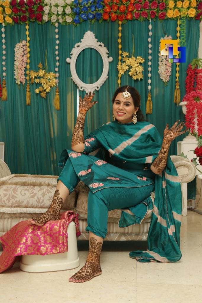 Bangle ceremony dress Clearance