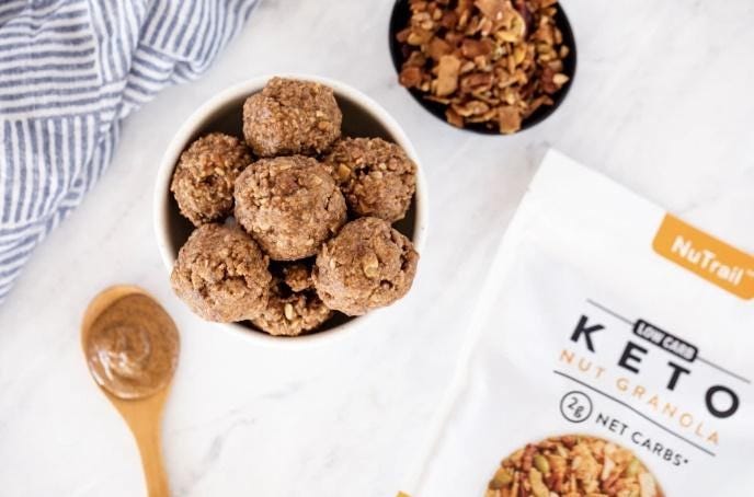 best keto diet snacks NuTrail low carb energy bites made with nut granola