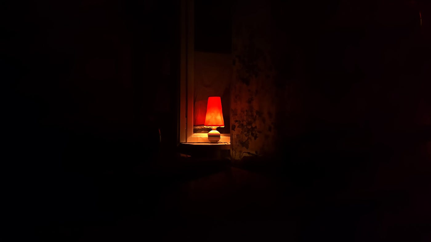 Dark Room 暗い部屋 暗い部屋眠れない夜悪くない Kurai Heya Nemurenai Yoru By Alejandro Gawlik Coste Medium