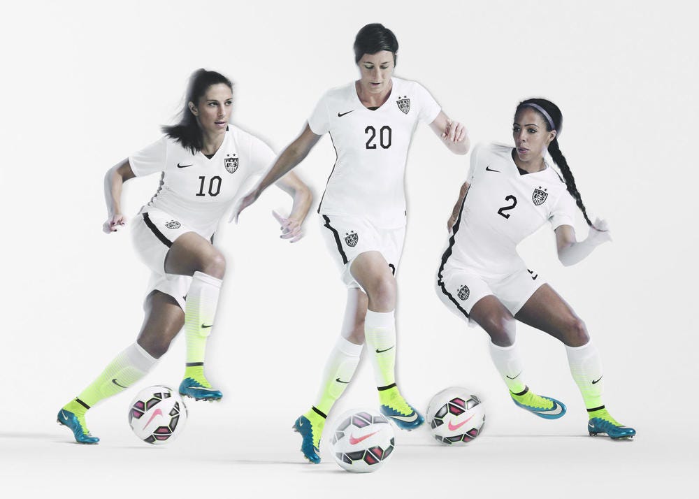 Cuáles han sido tus botines favoritos del 2015? | by FútbolFemenino.tv |  FutbolFemenino | Medium