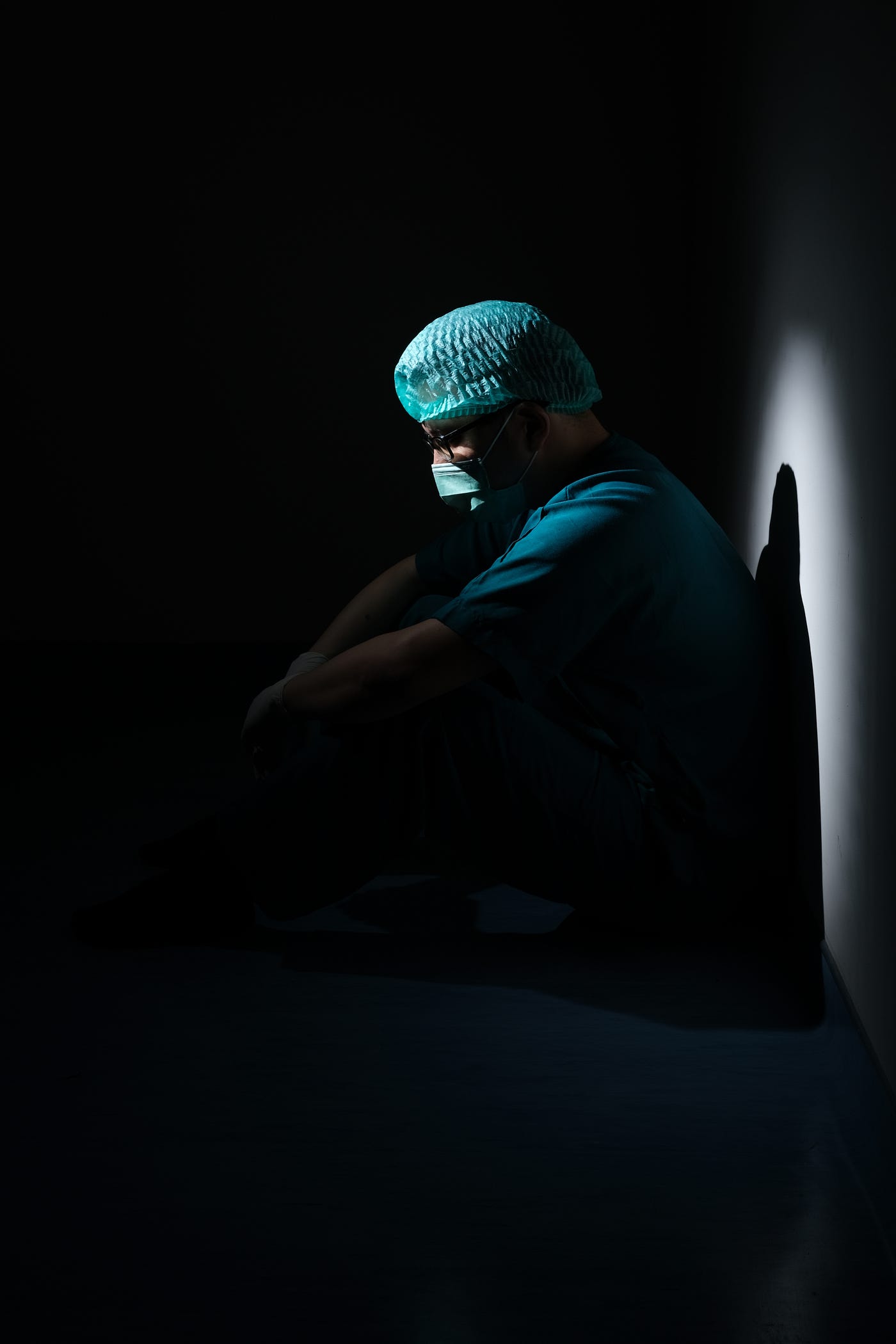 Why Are Doctors Still Working 30 Hour Shifts Despite The Known Risks To Patients By Victoria Marie Illumination Medium