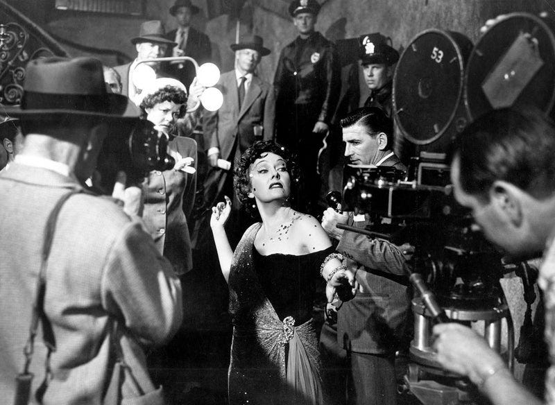 Sunset Boulevard 日本語で読む 映画 マニア Medium
