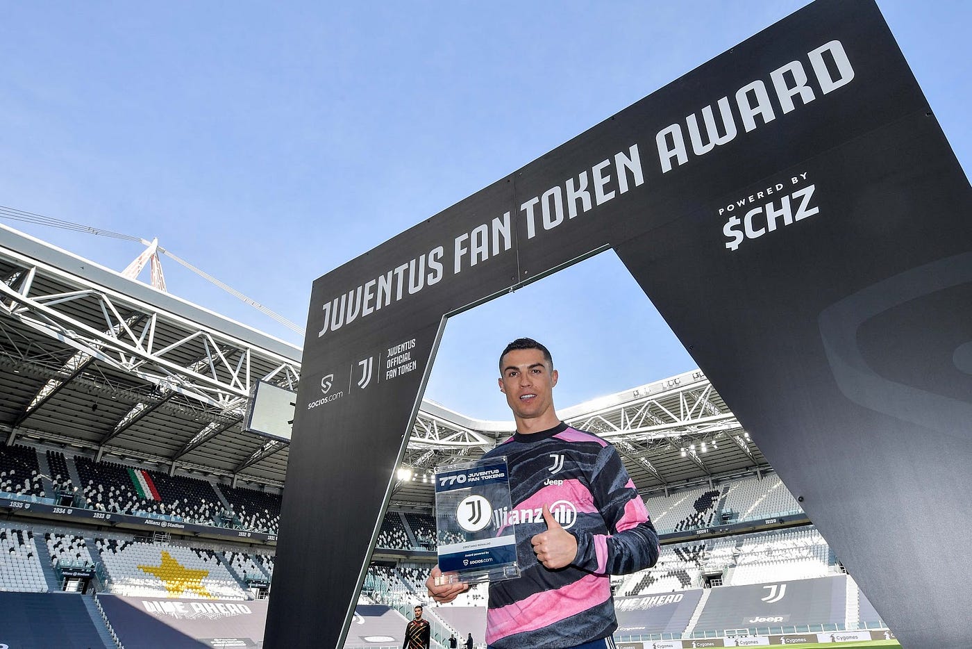 Ronaldo Becomes The First Player To Be Rewarded With Digital Assets By Chiliz Chiliz Medium