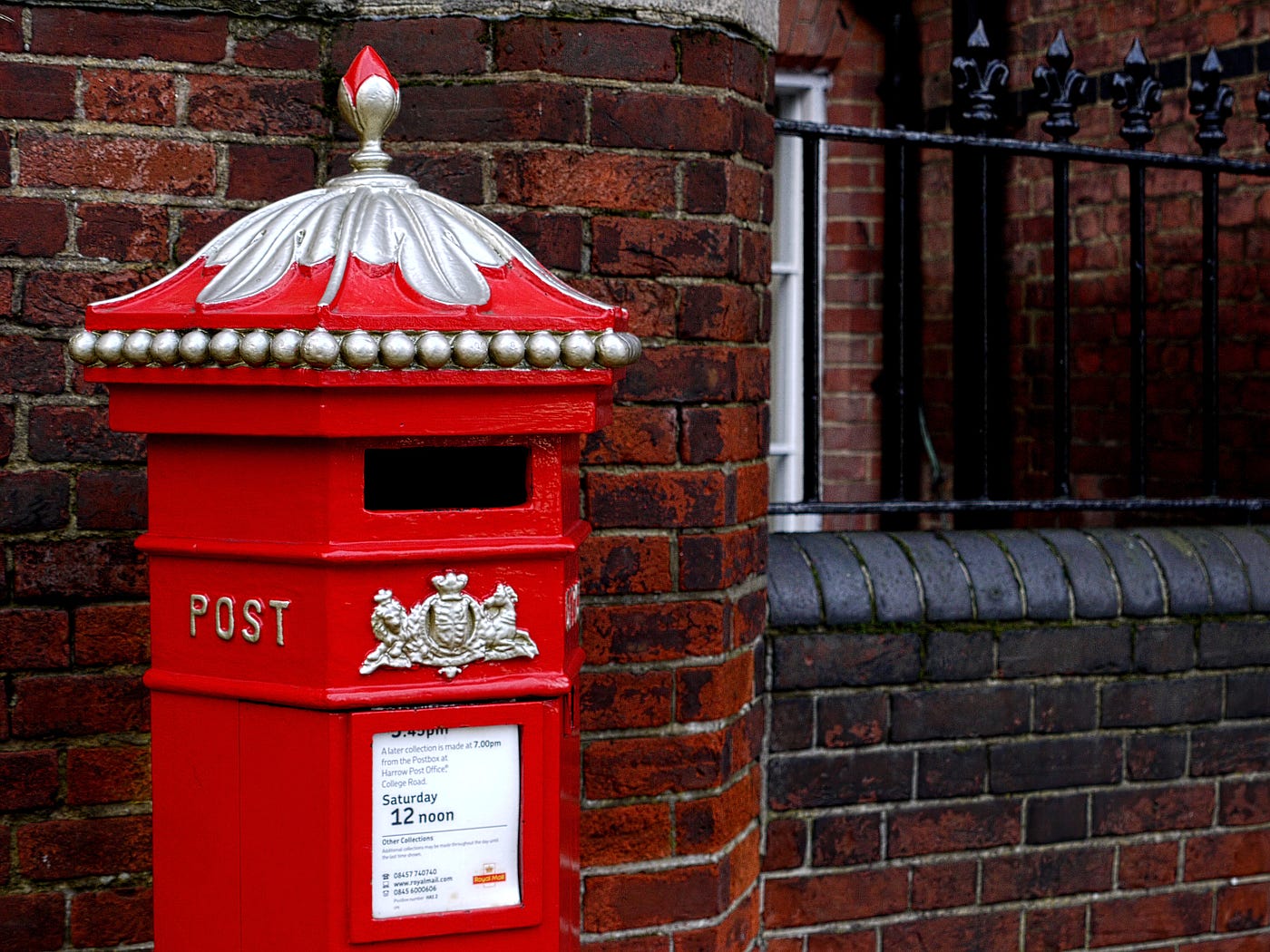 How Queen Elizabeth Ii S Name Caused The Destruction Of A Post Box By P J St Isabel History Of Yesterday