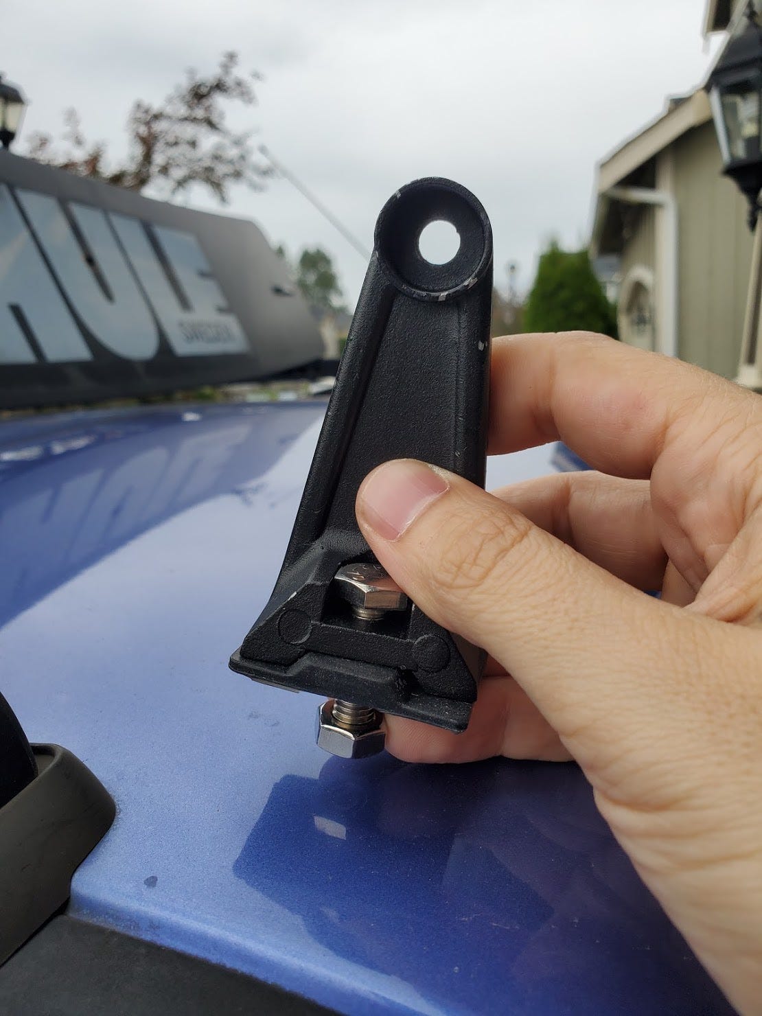 How to Install an LED Light Bar on a Vehicle | by Joel Guerra | Medium