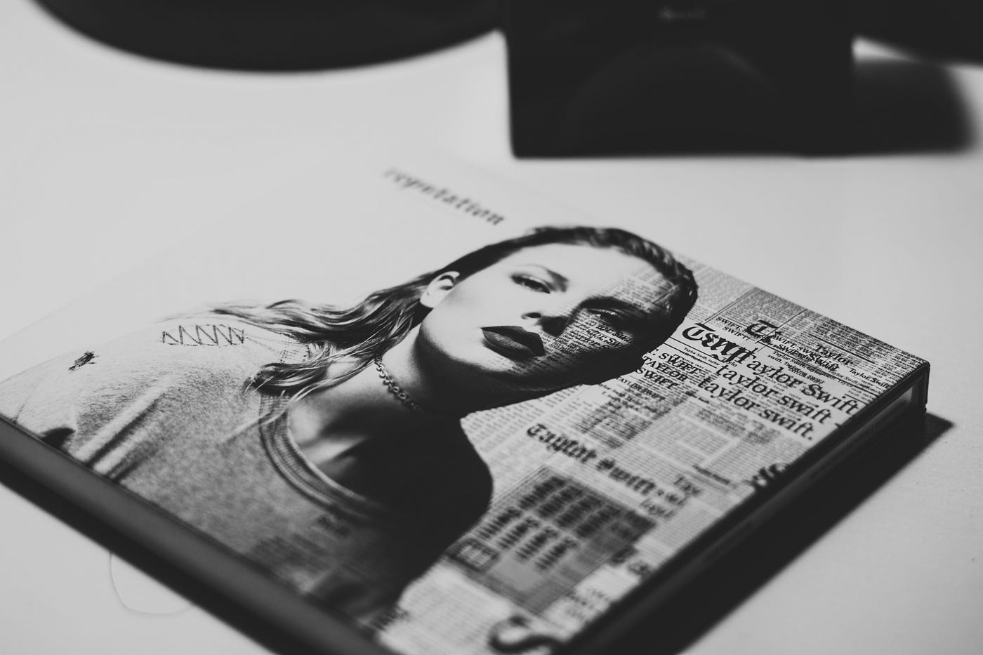A.I writes Taylor Swift songs ft. GPT-2 | by Nazifa Nawar | Towards Data  Science