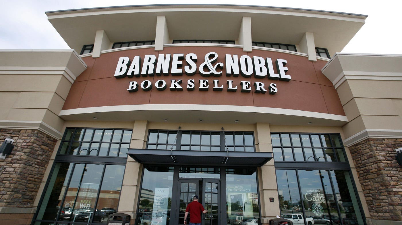 Barnes Noble Can Fight Off Amazon By Embracing The Literary Community By Johnny Taylor The Startup Medium