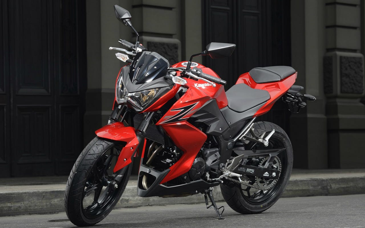 Ktm Duke 390 Vs Benelli Tnt 300 Vs Kawasaki Z250 By Credr Credr Medium