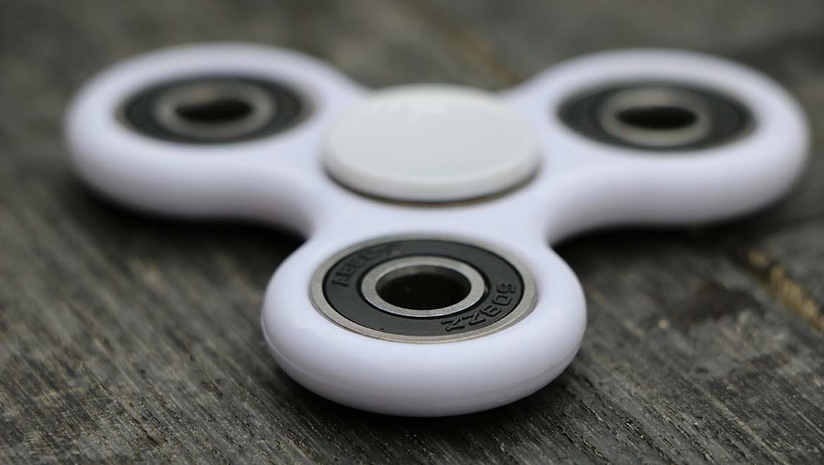 The Science And Benefits Behind Fidget Spinnners By Evolving Science Medium