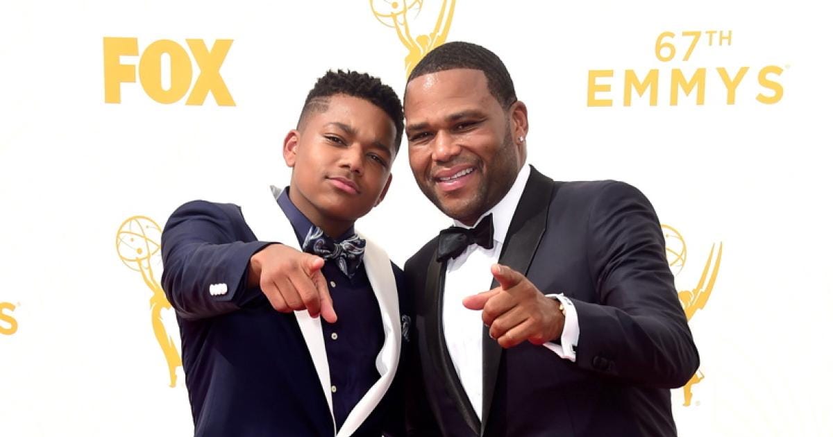Anthony Anderson Plans To Graduate Howard University Class Of 2022 With His Son By Hbcu Buzz Medium Howard University Graduation 2022