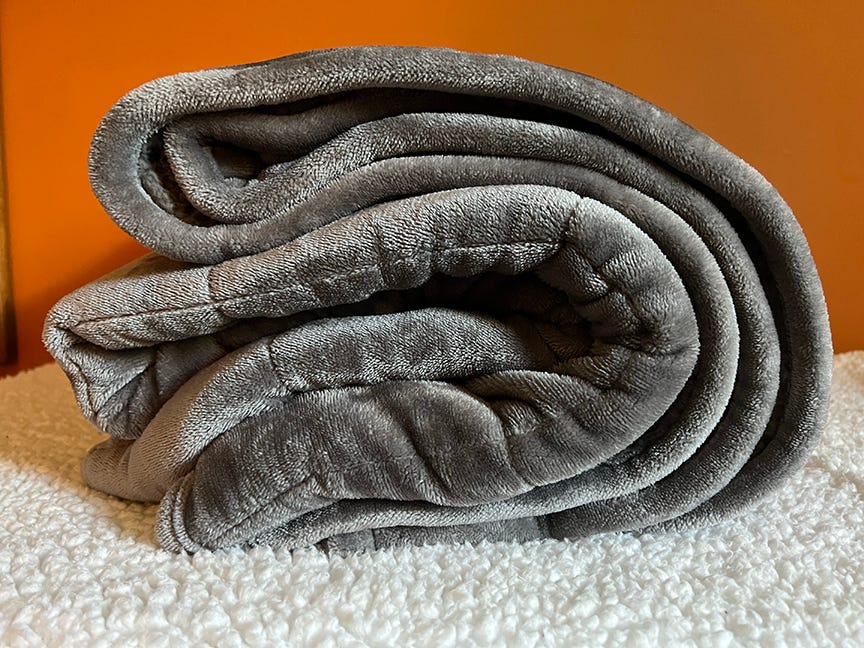 Advantages Of A Weighted Blanket — (the things you don’t hear about